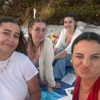 _copines._