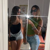 blonde.brunette22