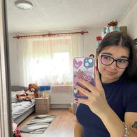 nikolettangyal11