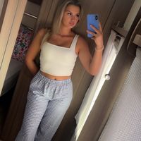 lindsayshenzy