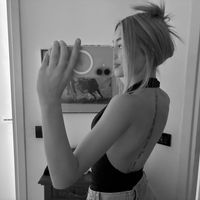 _.ange.la._