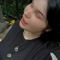 mistine_vaiva