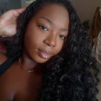 yesitsella__