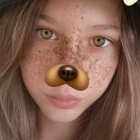vanessza_azigazi