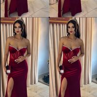 emiliaa_aa1