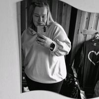 _becki_liz_89