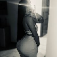 sarahgullo_