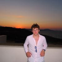 theo.stratmann