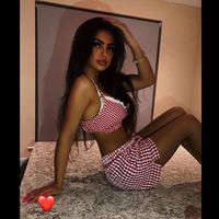 rosemaloney_15x
