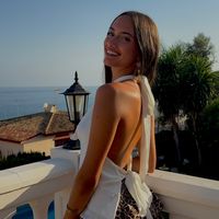laaauuriitaaa2