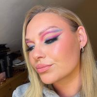 laurenguiry10