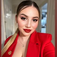 alexandra_120418