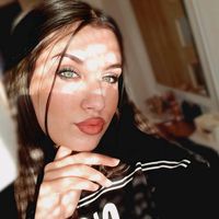 livy7770