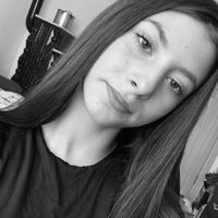iuliaa_elenaa04