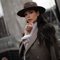alexandradobre_brand