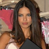 adrianasgigi