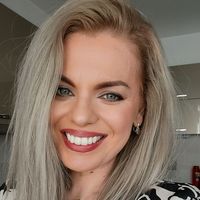 larylucy83