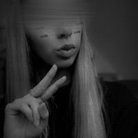 lauralaulau04