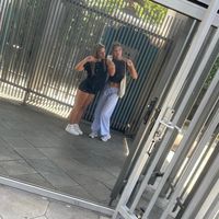 zoe_kira..01