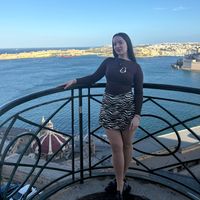 adelina708_