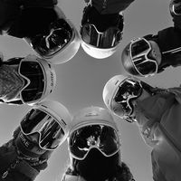 skiing.with.us