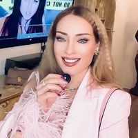 julia05805