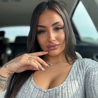 layna_saanchez