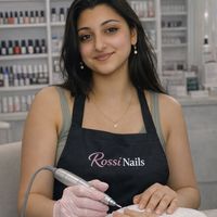rosii_nails1