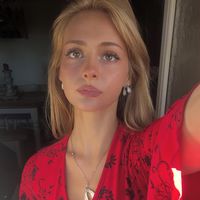 laylaparisnoble