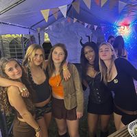 flo_blake4