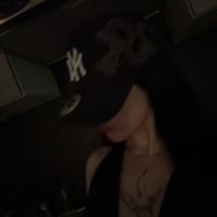axhlvy._