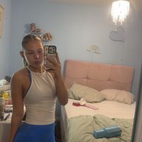 emelia__24