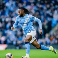 Slowed party at the beach