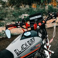moon125zr