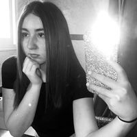 lockinwithlaoura