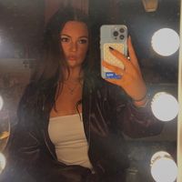 nicole_carolanx