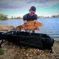 alexfeeder_fishing