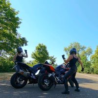 bikerrebellas