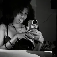 original sound - she_.adriii