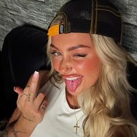 ellienuttsxx