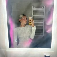 zoee.bny