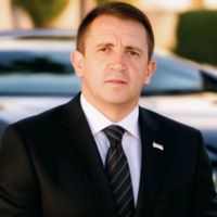 je00.00
