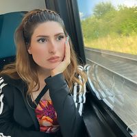 parisa__001