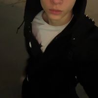 yenely_76_76