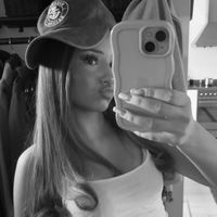 lauralorentzdotter