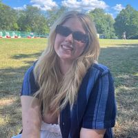 ellie06054