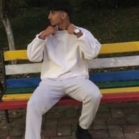 laurrr608