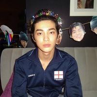 lou_lyv