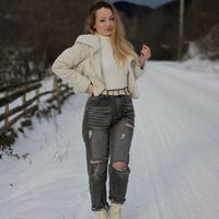 x.adelinaa16