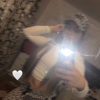_andrra_elizhabett_